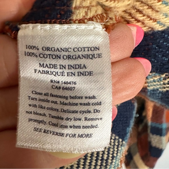 Faherty Surf Flannel Cropped Plaid Button-Up Shirt - Picture 7 of 11